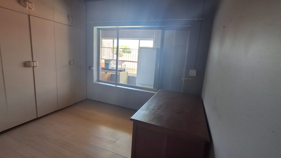 To Let 5 Bedroom Property for Rent in Humansdorp Eastern Cape